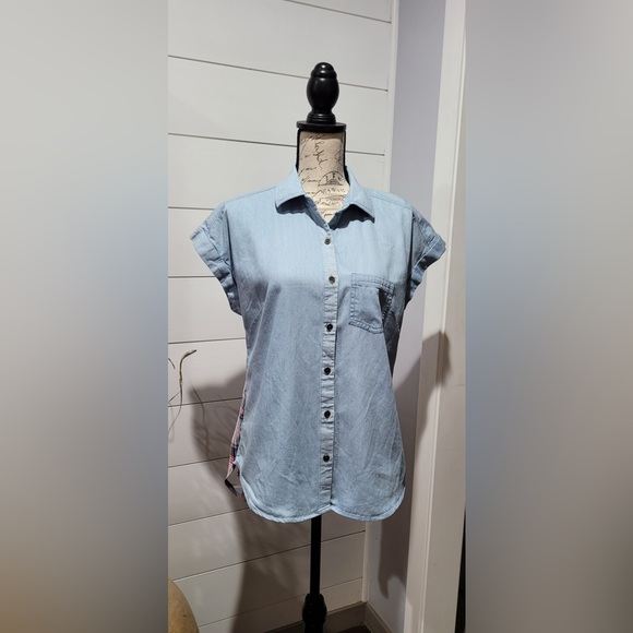 NWOT-NEW DIRECTION - Picture 2 of 5